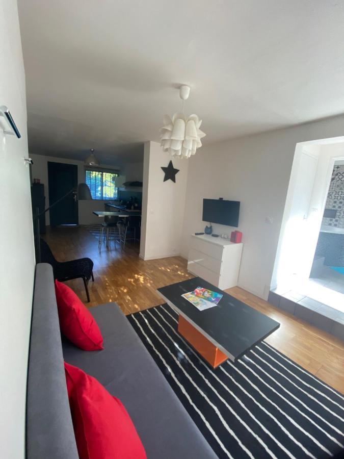 Grand Studio De 38M2 Et Cour Independante De 25M2 Dont Wifi Et Netflix Apartment Montpellier Exterior photo